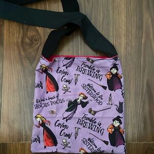 Hocus pocus purse